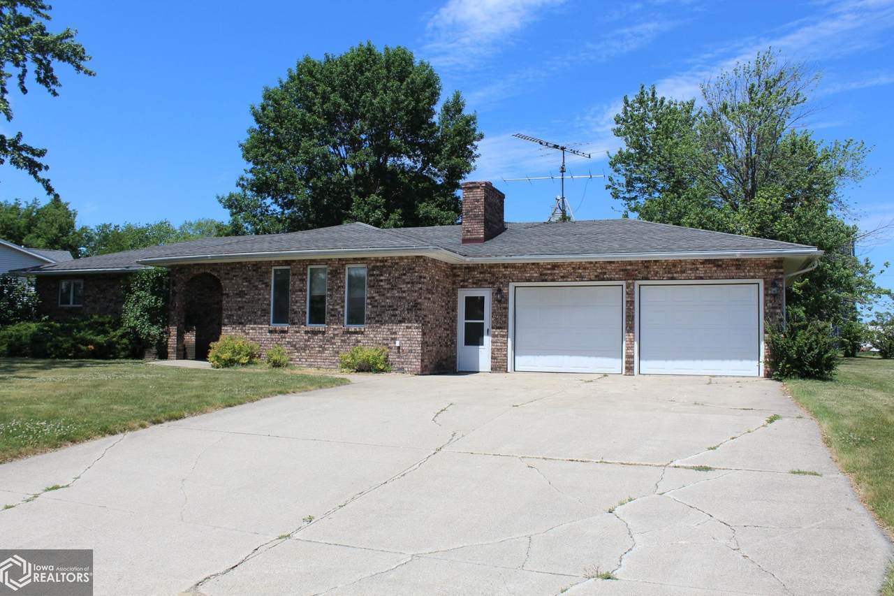 680 Golf View Drive - Photo 1