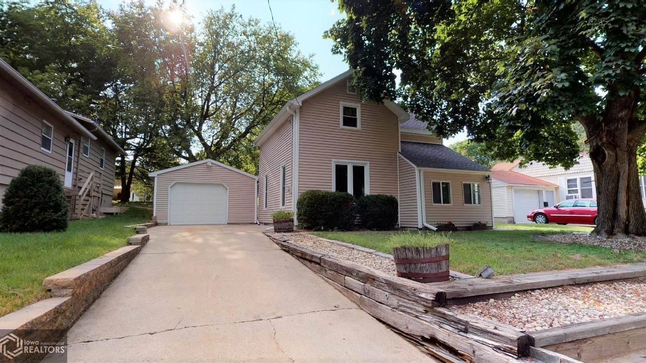 213 11th Street - Photo 1