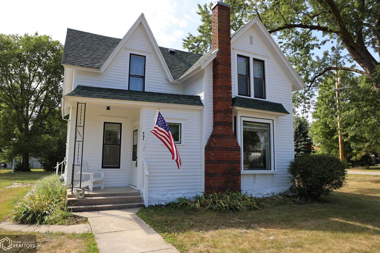 421 2nd Street - Photo 1