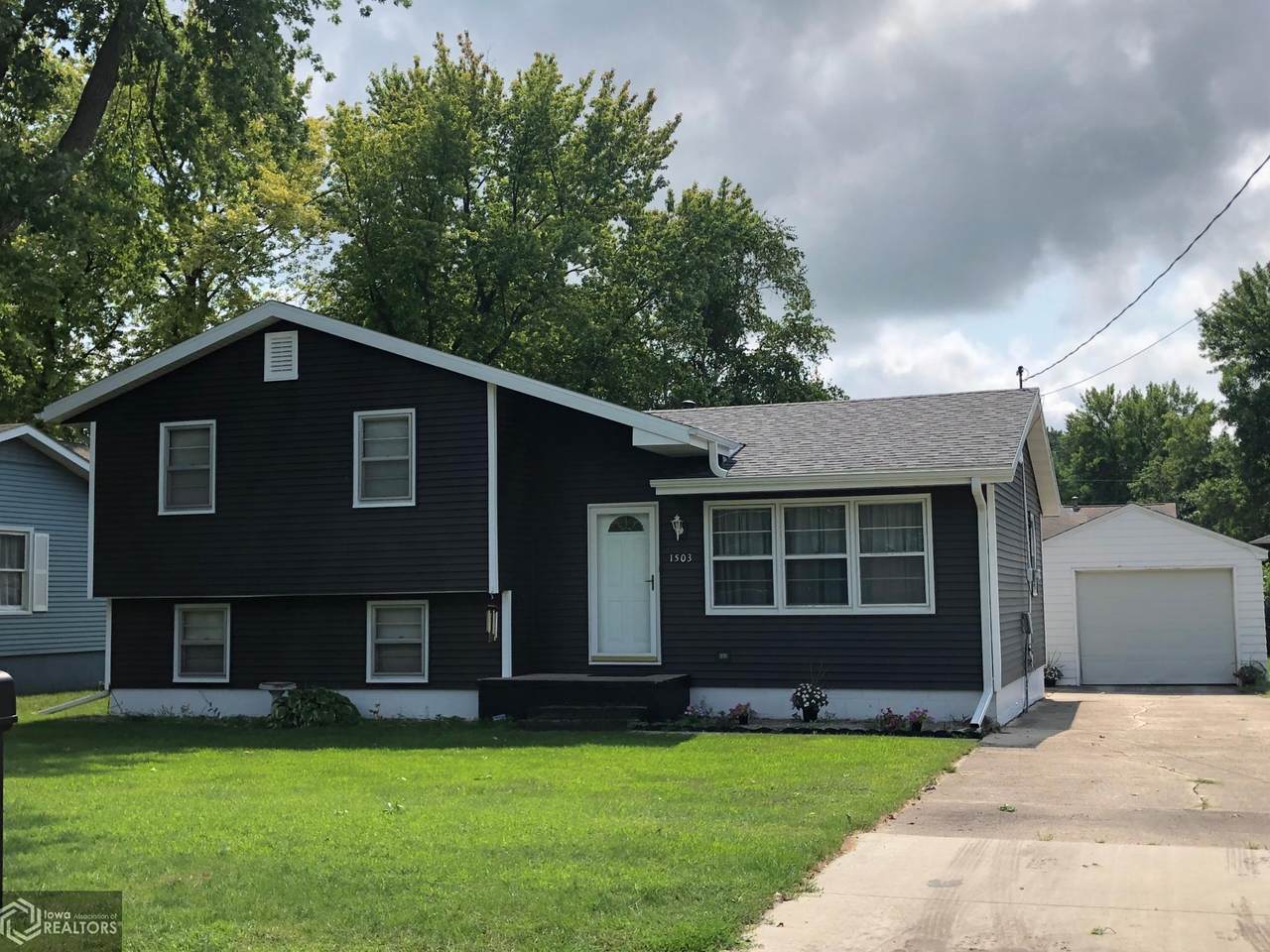 1503 7th Avenue - Photo 1