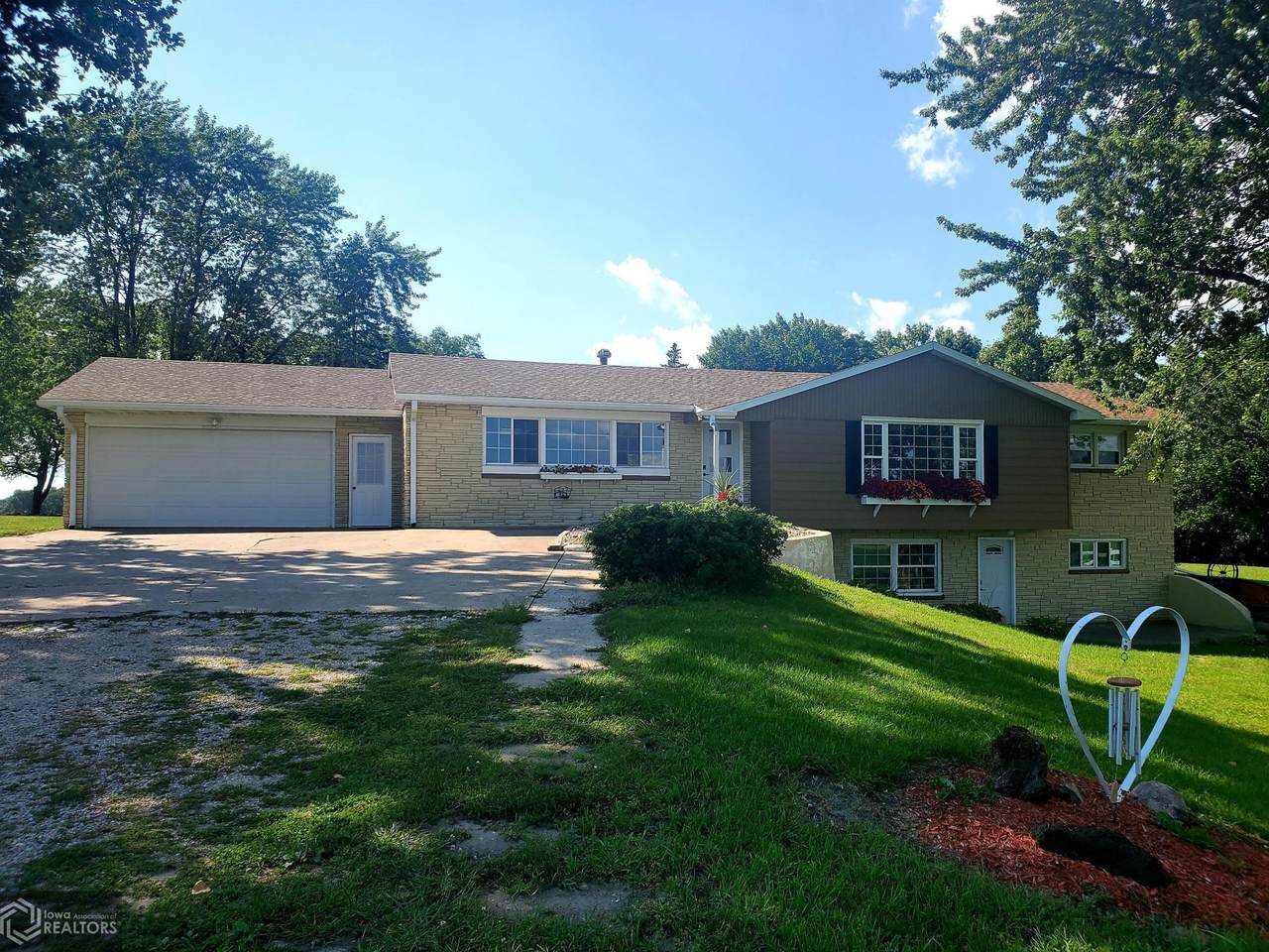 20286 Grouse Avenue - Photo 1