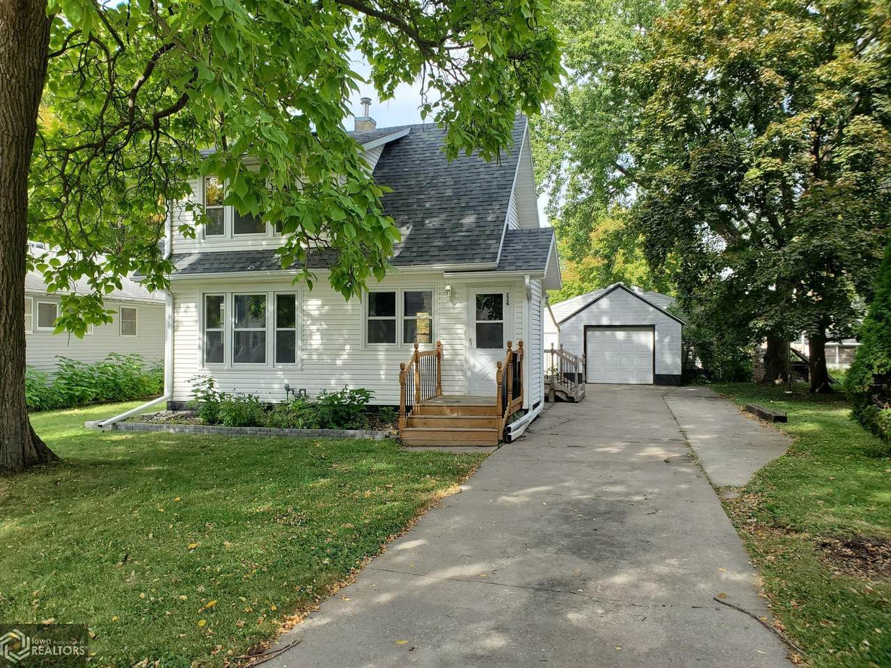 224 20th Street - Photo 1
