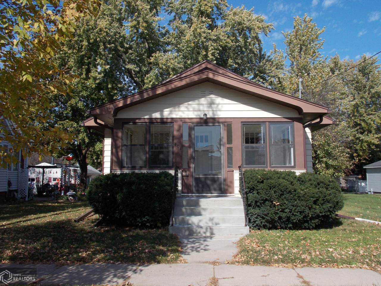 408 15th Street - Photo 1