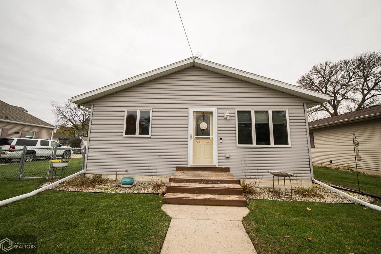 335 23rd Street - Photo 1