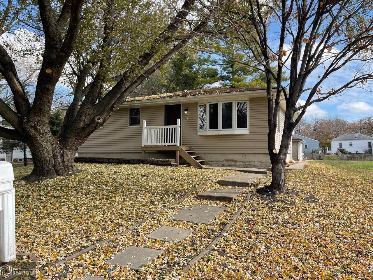 511 Van Buren Avenue - Photo 1