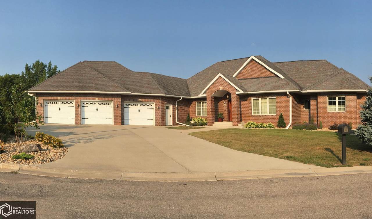 109 Fairmeadows Lane - Photo 1