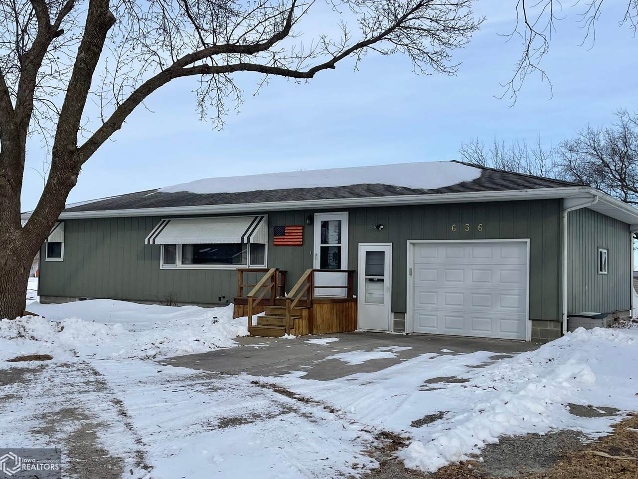 636 Way Avenue - Photo 1