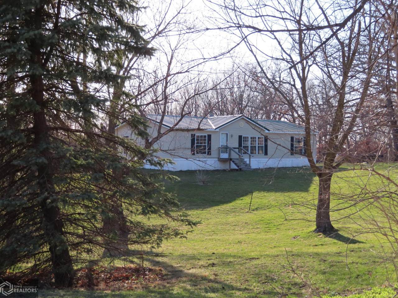 301 River Street - Photo 1