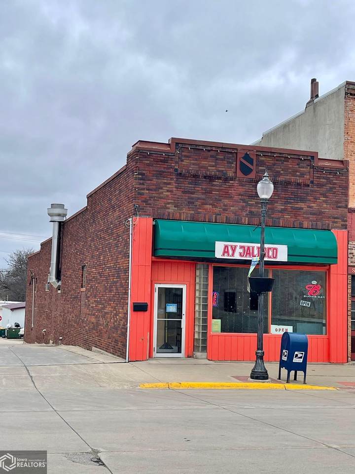 201 Main Street - Photo 1