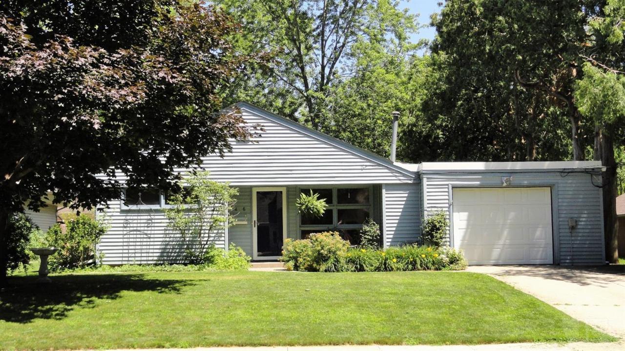416 12th Street - Photo 1