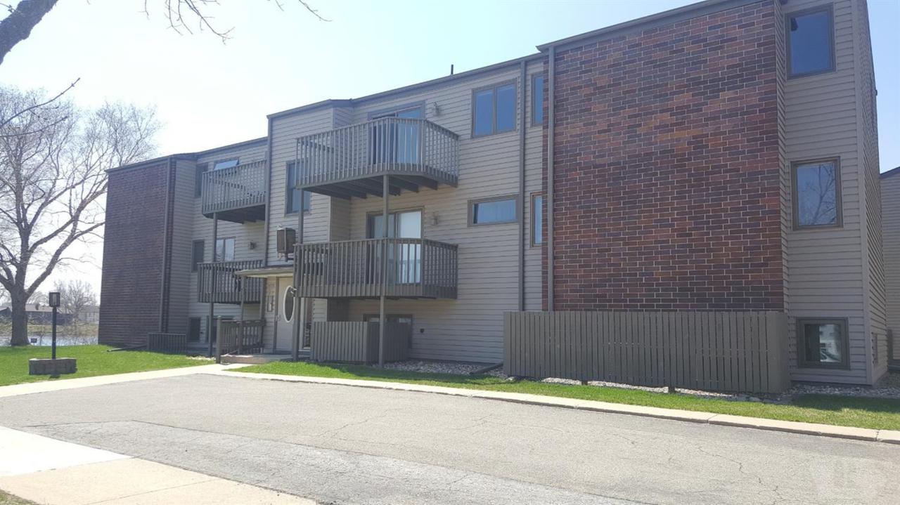 600 Briarstone Drive - Photo 1