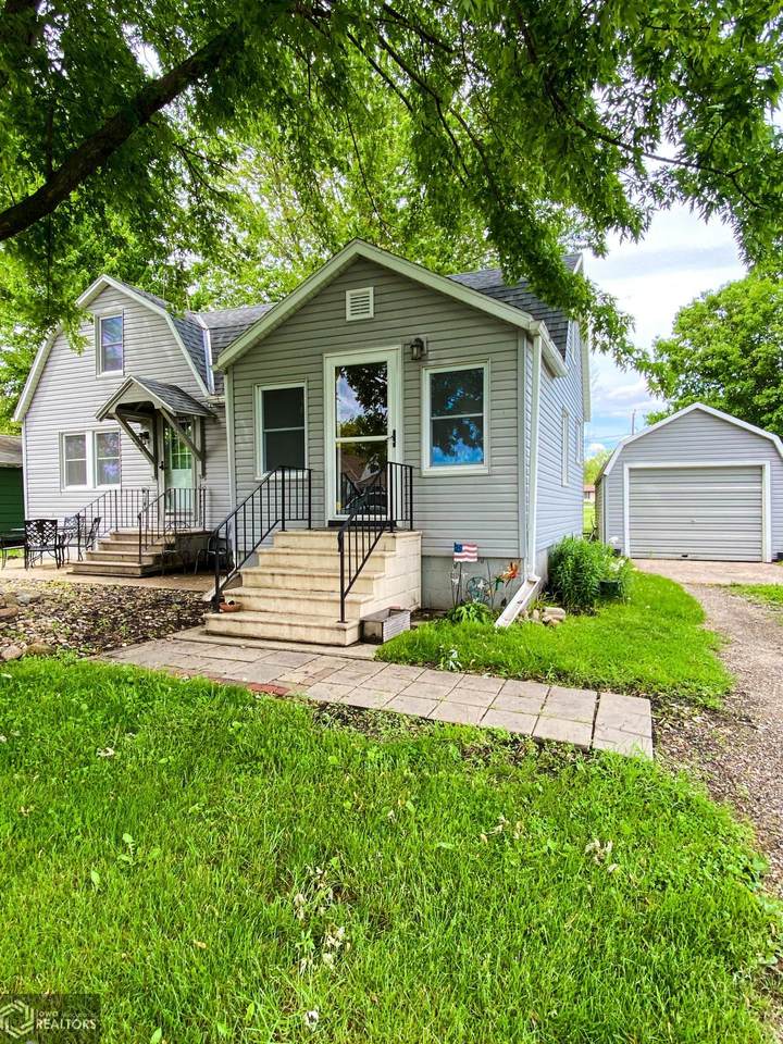 209 Main Street - Photo 1
