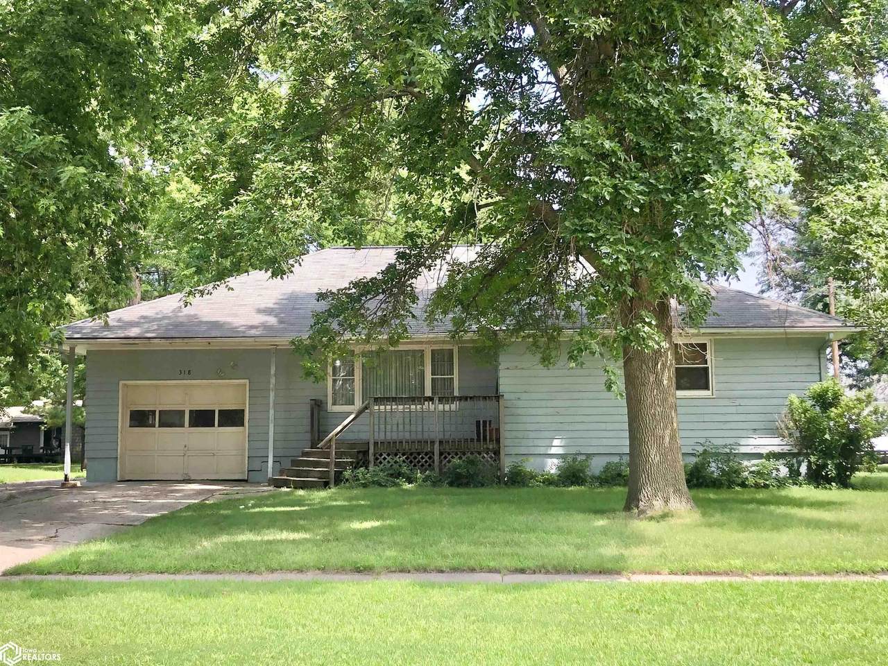 318 5th Street - Photo 1