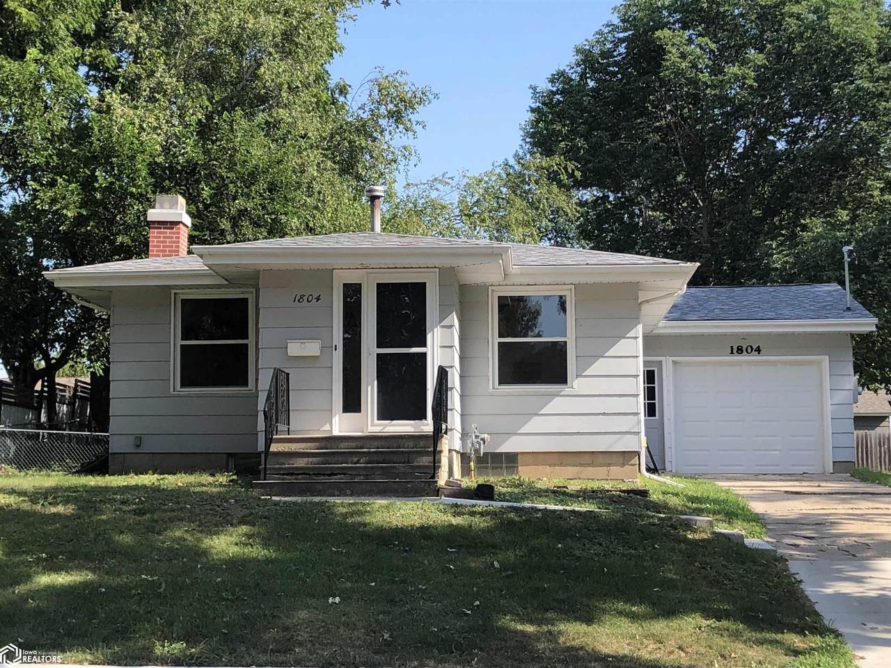 1804 Main Ave - Photo 1