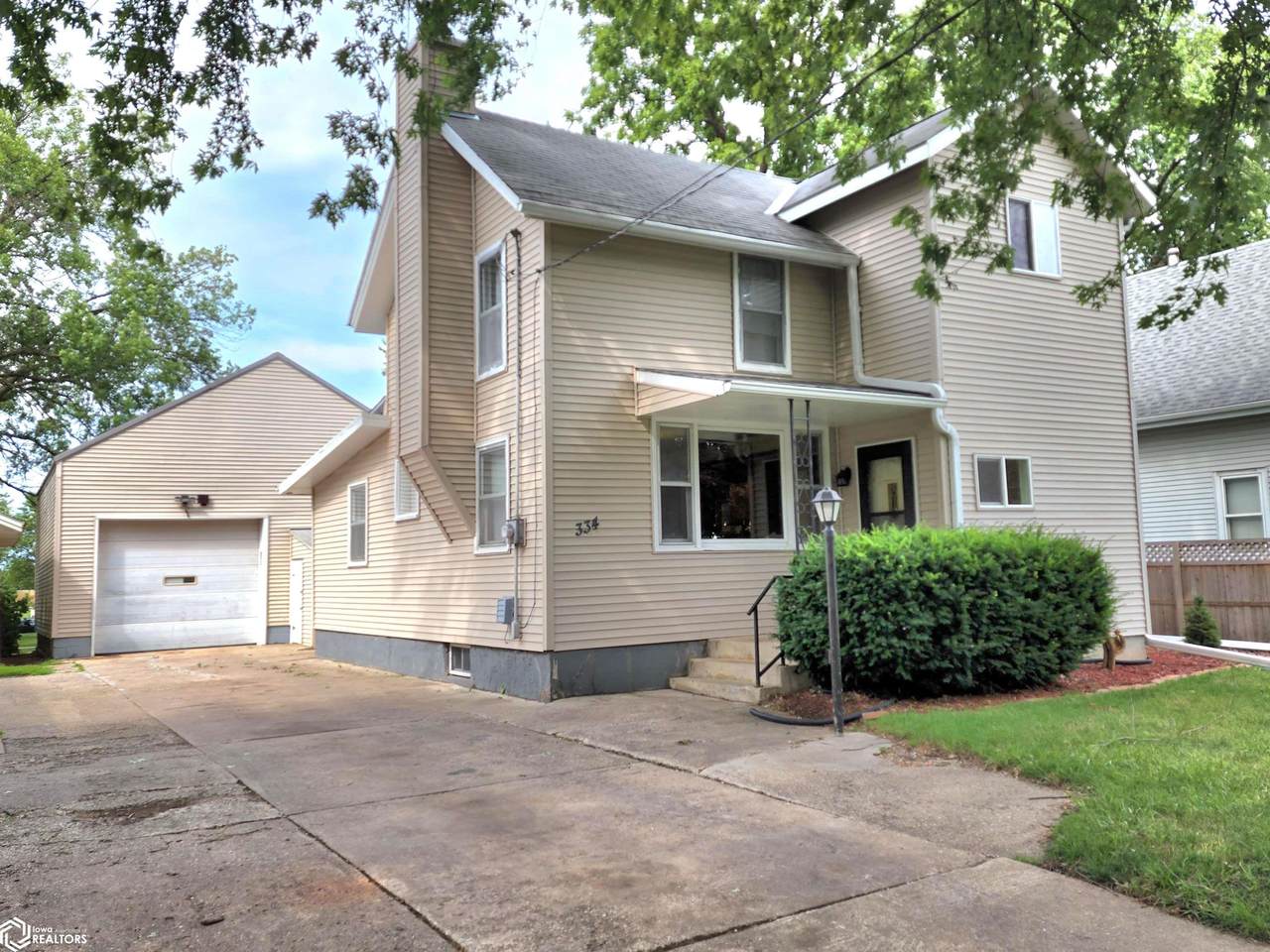 334 20Th Street - Photo 1