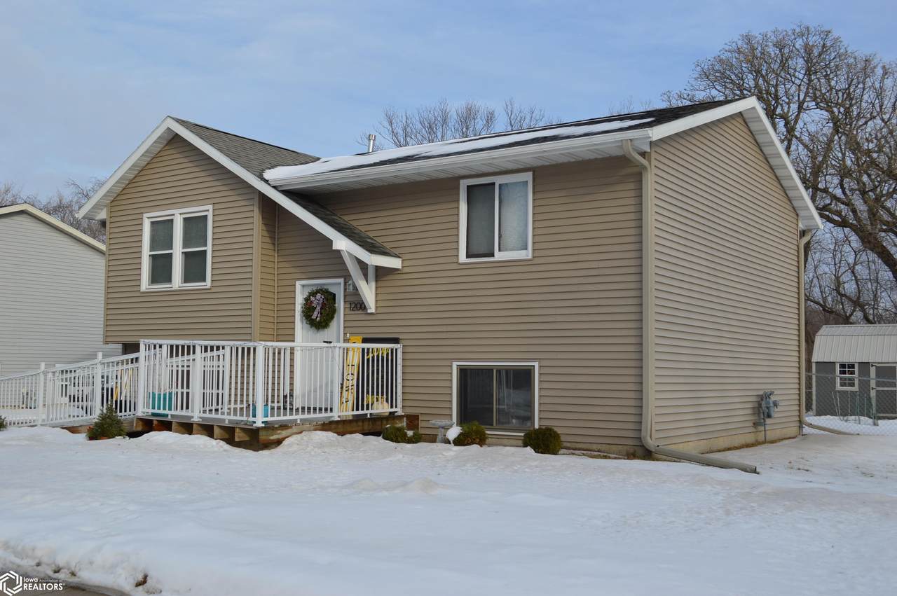 1200 6th Street - Photo 1