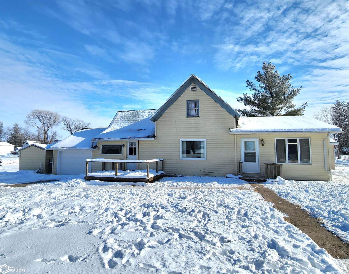 19 5th Street - Photo 1