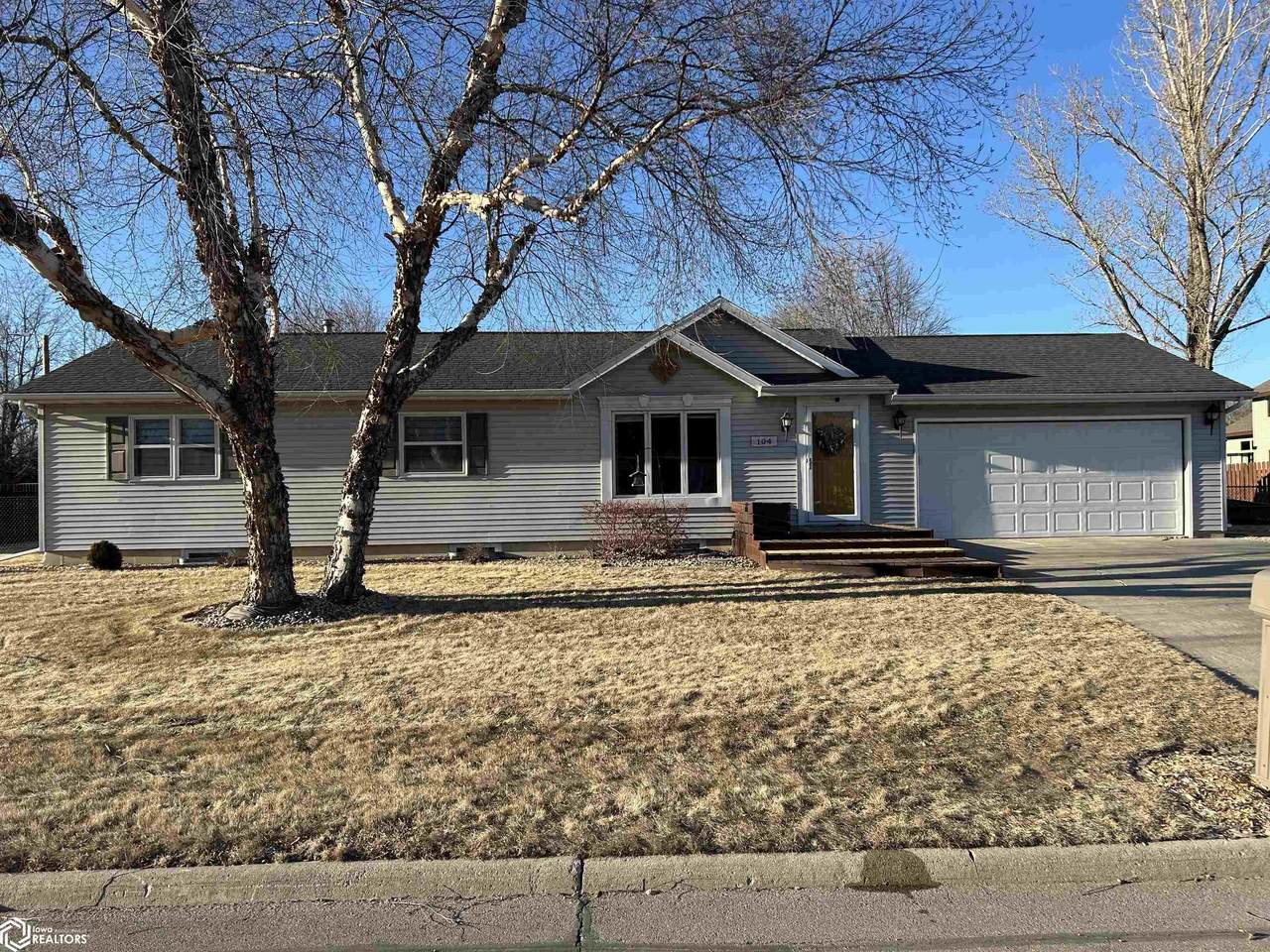 104 Stonebridge Drive - Photo 1
