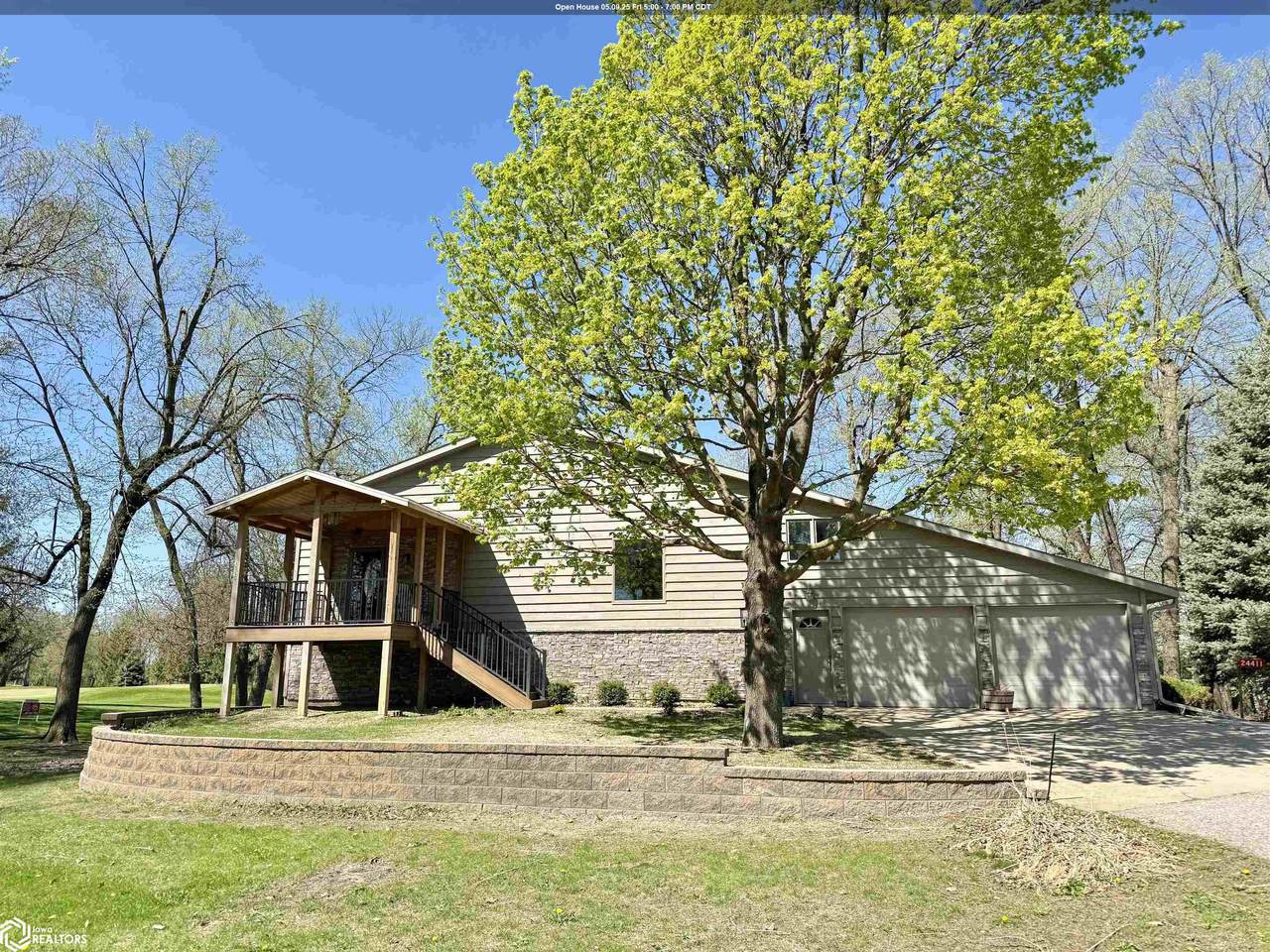 24411 Maple Dr - Photo 1