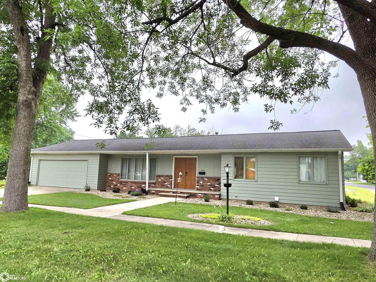 1310 2nd Avenue - Photo 1