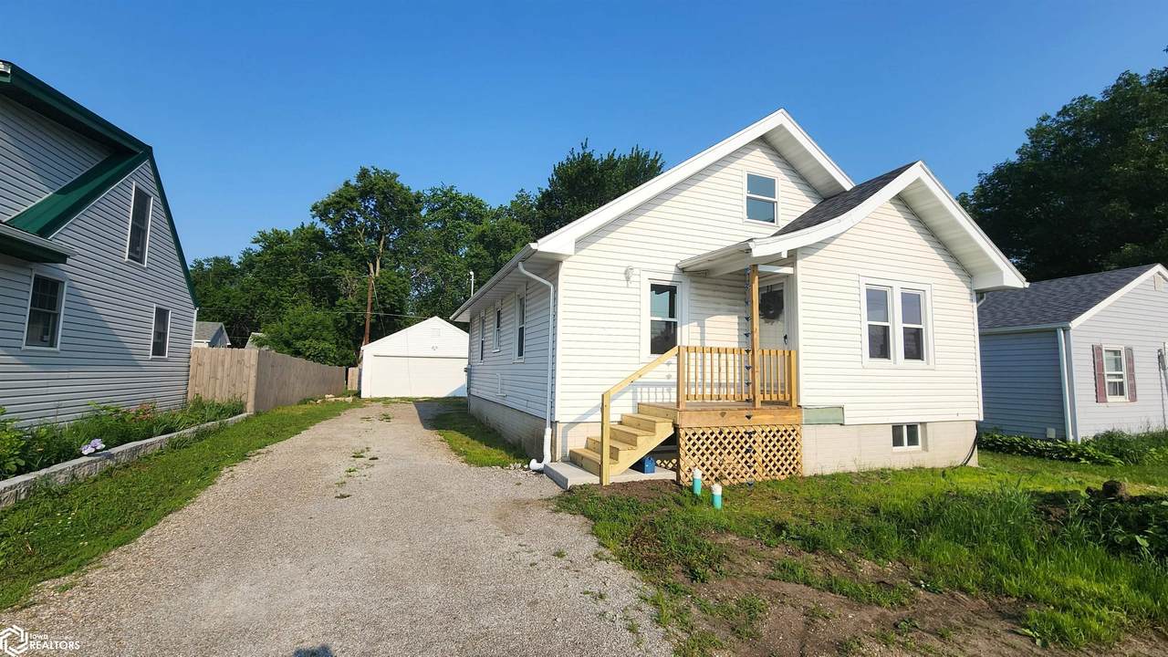 1526 Taft Avenue - Photo 1