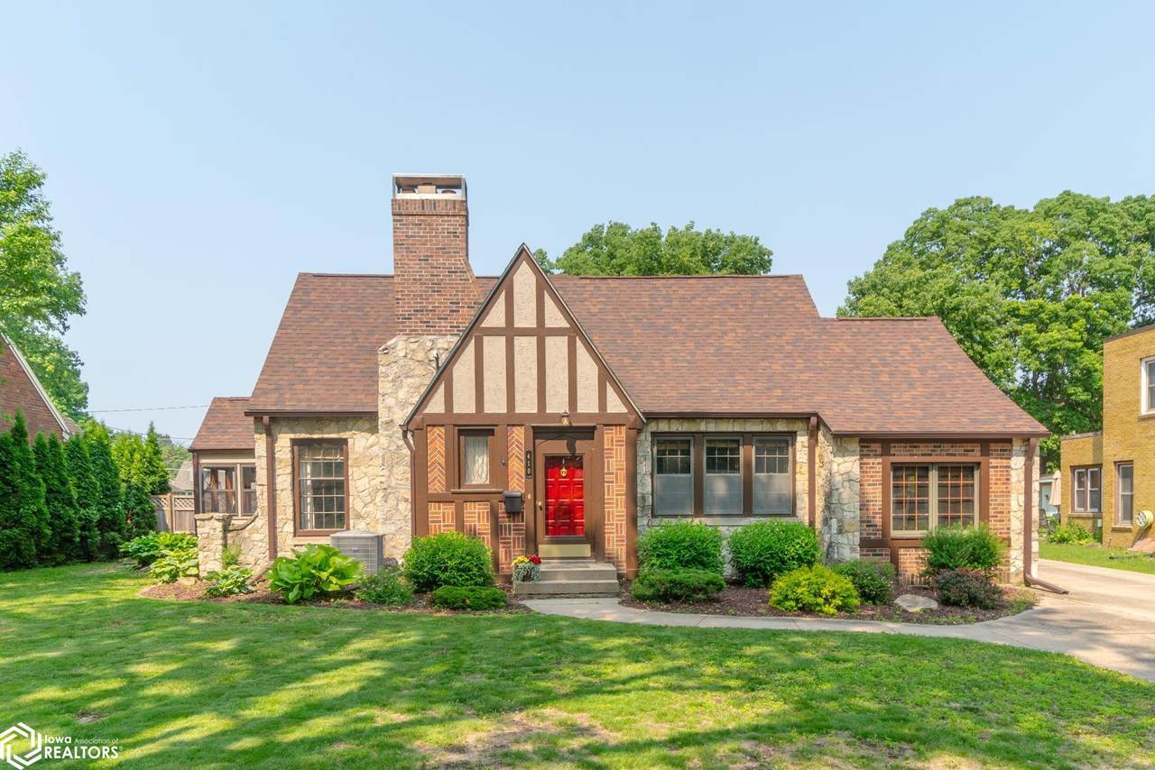 410 Vermont Avenue - Photo 1