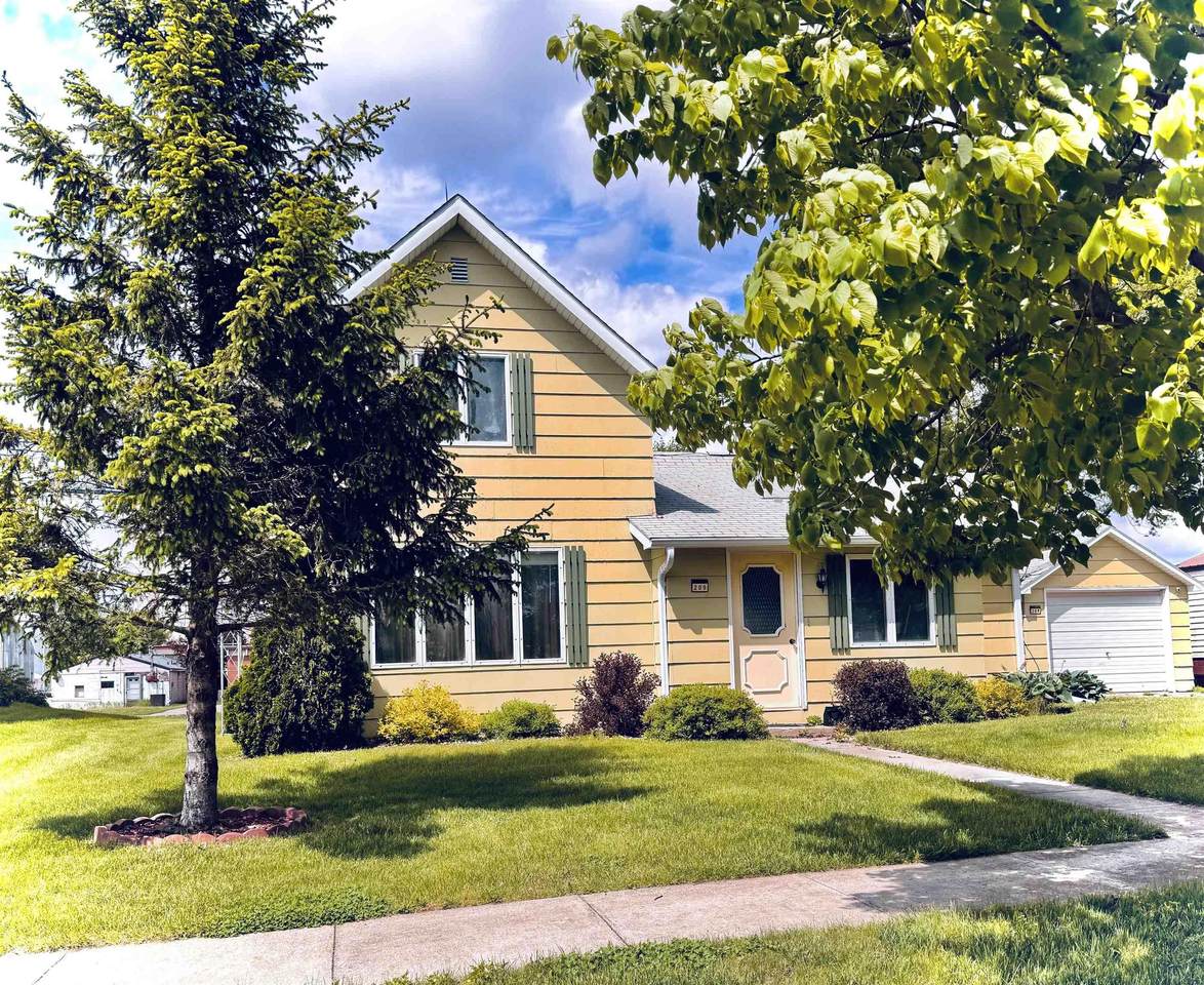209 Blaine Street - Photo 1