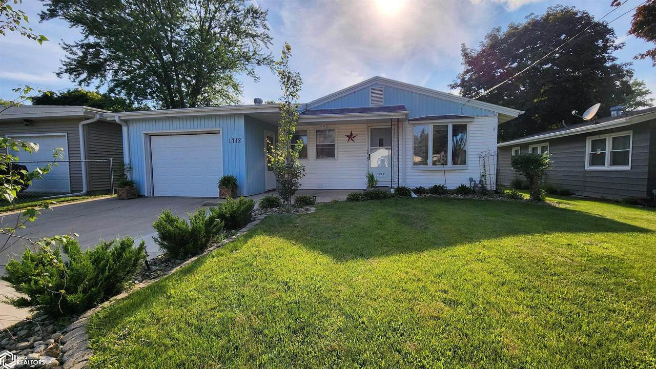1712 Hampshire Avenue - Photo 1