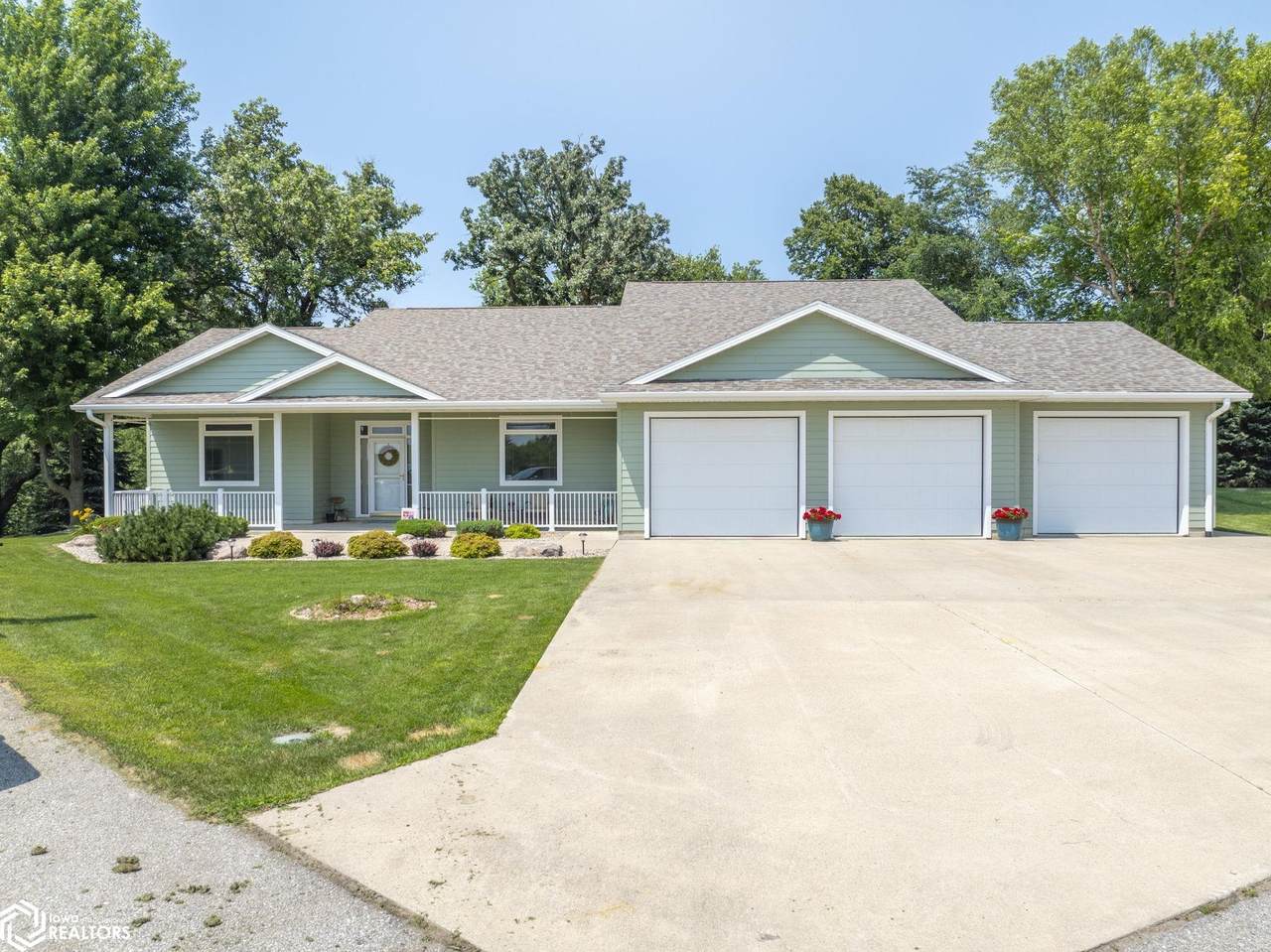 206 Brickyard Court - Photo 1