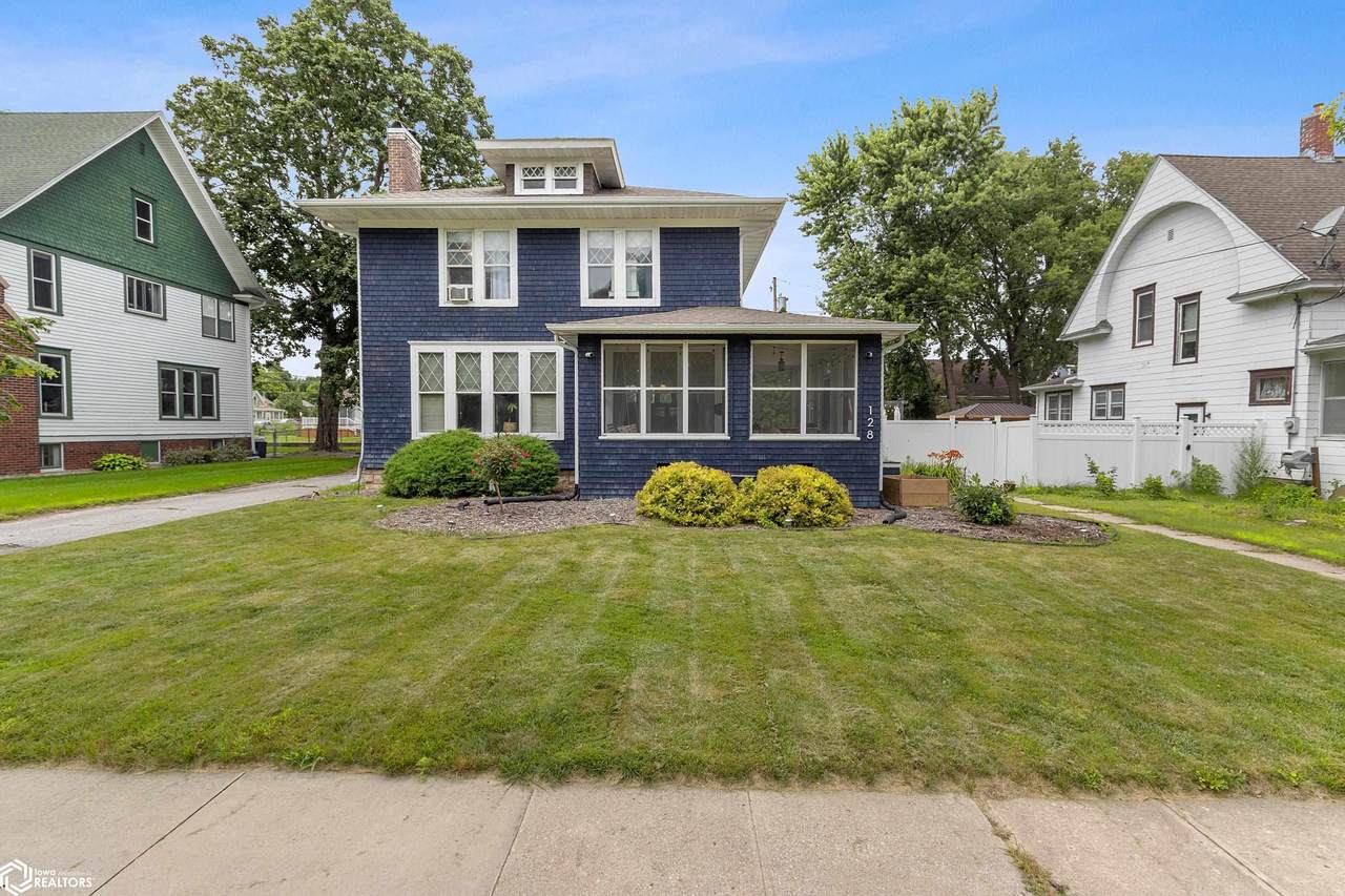 128 10th Street - Photo 1