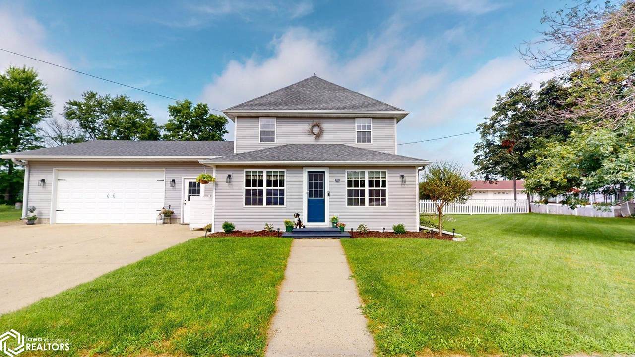 516 Broadway Street - Photo 1