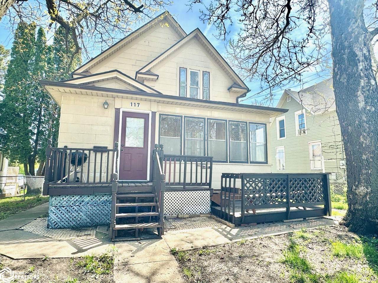 117 Monroe - Photo 1