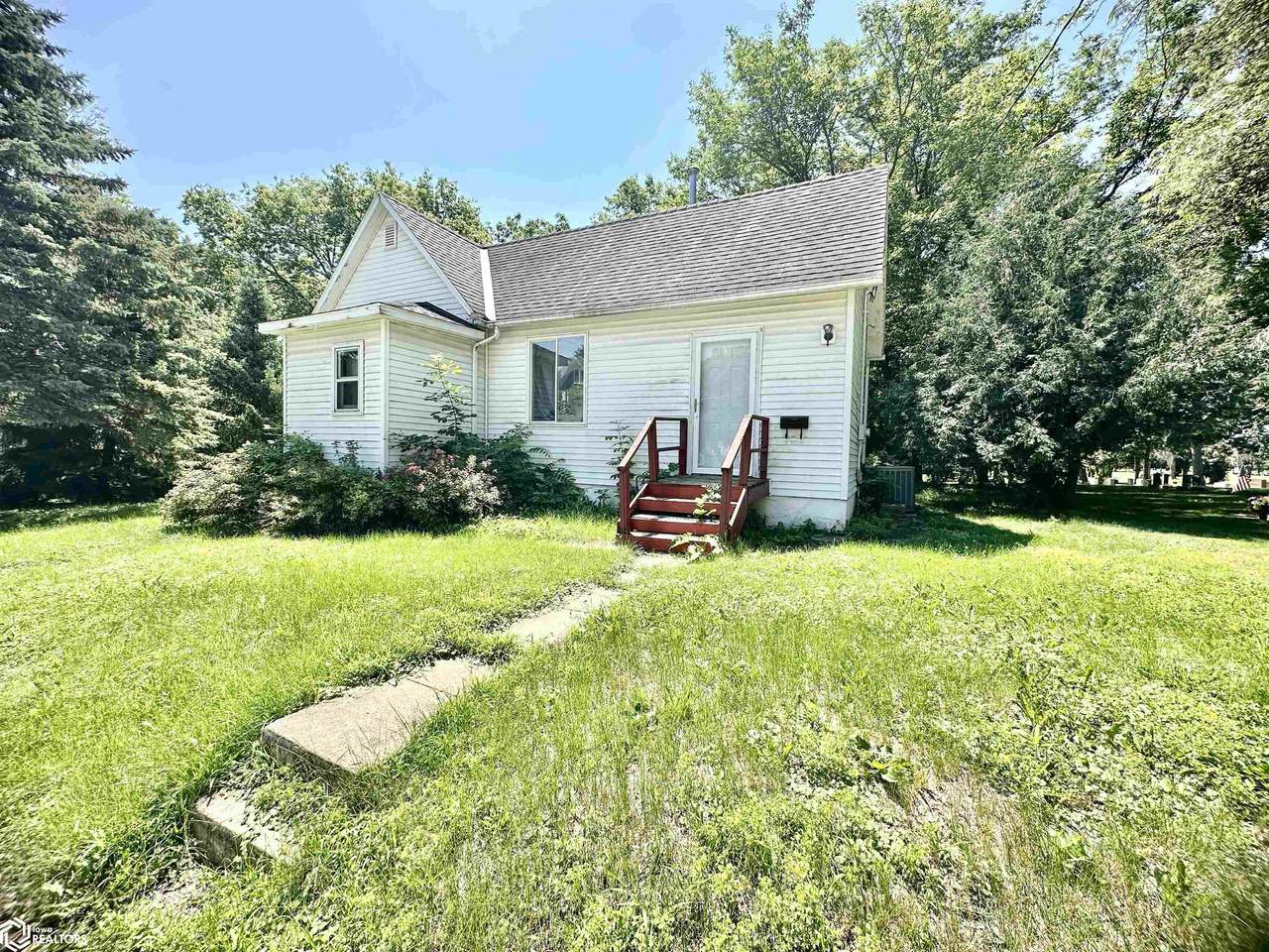 143 11th St - Photo 1