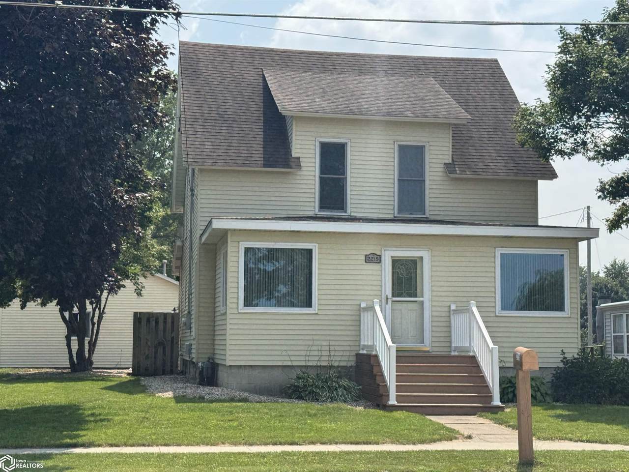 2215 Main Avenue - Photo 1