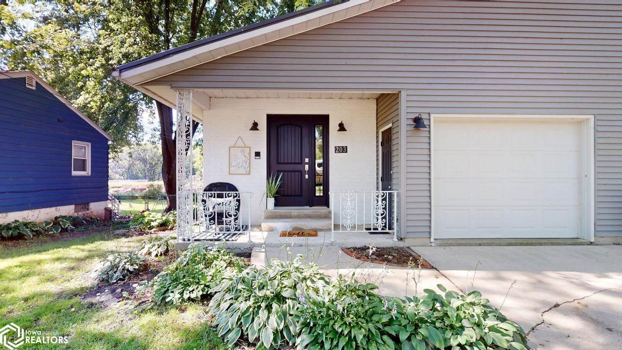 203 B 26th Ave S - Photo 1