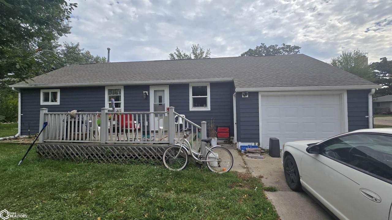 502 Western Street - Photo 1