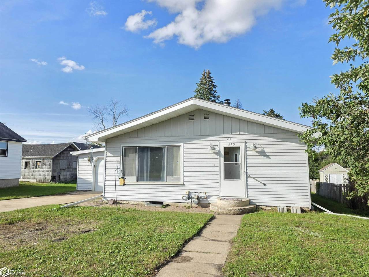 210 Taft Street - Photo 1