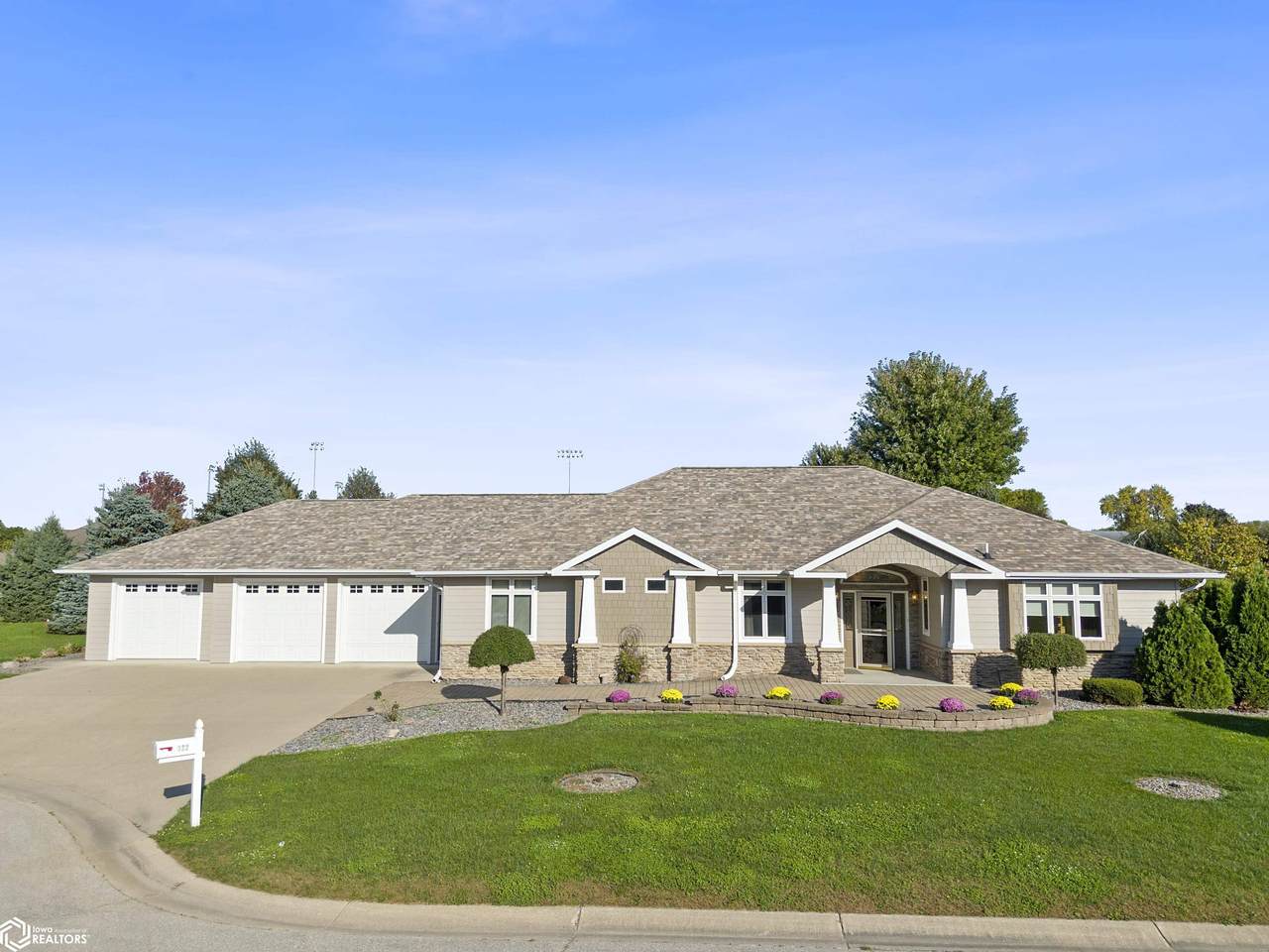 322 Nature Court - Photo 1