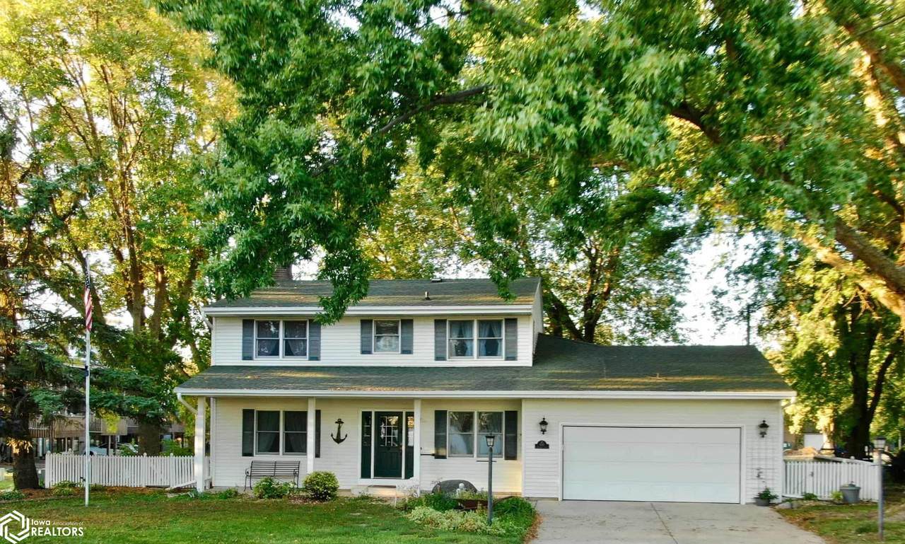 408 Orchard Lane - Photo 1