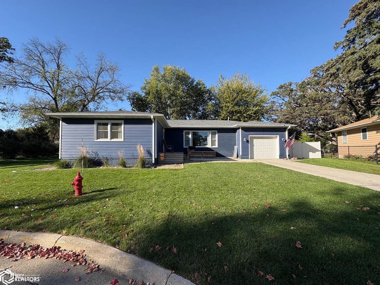 305 13th Street - Photo 1