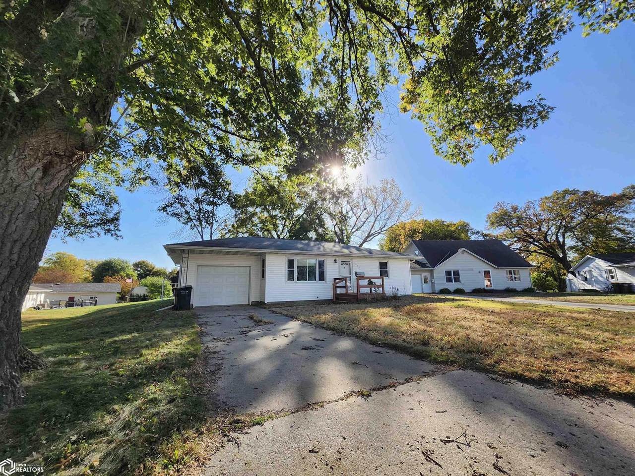 903 Mill Street - Photo 1