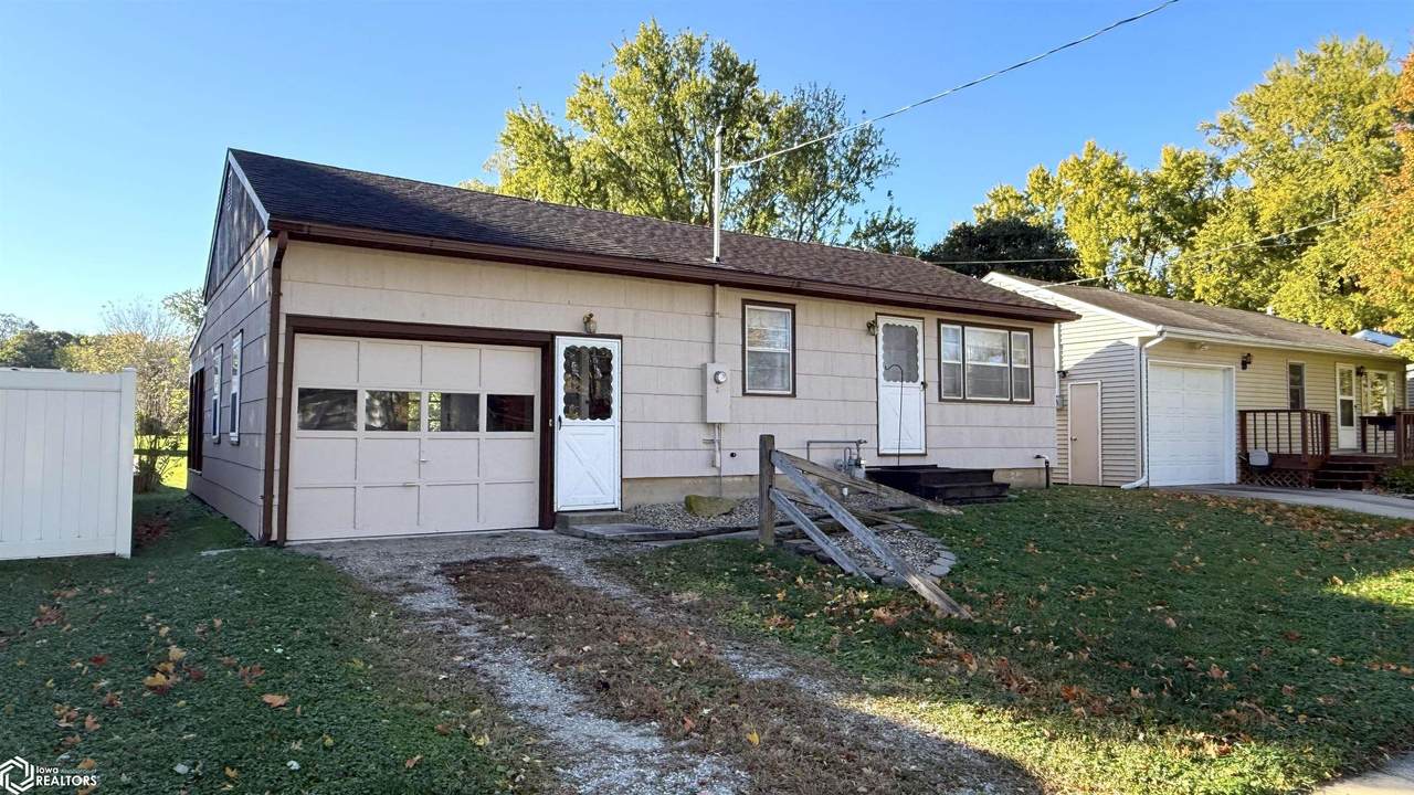 843 12th Street - Photo 1