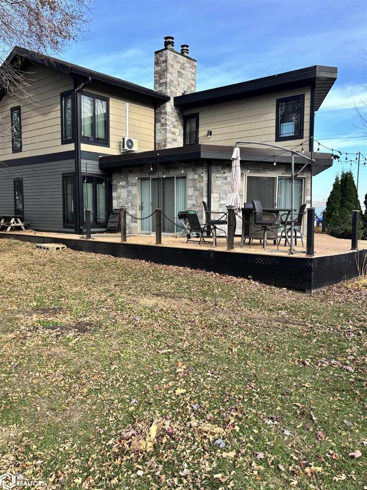 1219 Shore Drive - Photo 1