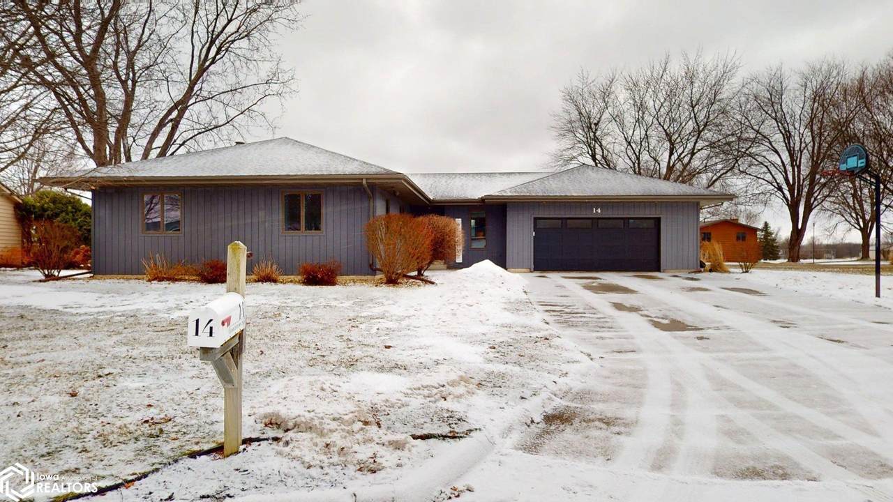 14 Charlestown Sq - Photo 1