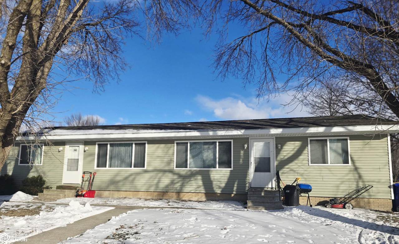 1465 Allen Avenue - Photo 1