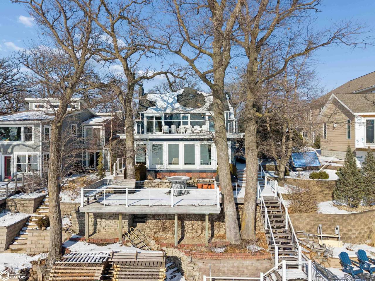 1517 Shore Drive - Photo 1