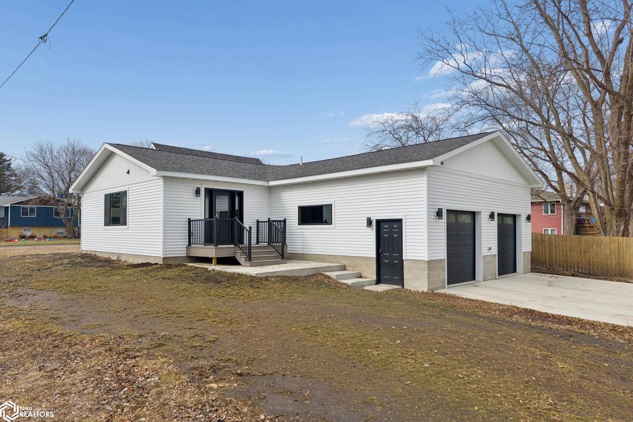 714 3rd Street - Photo 1