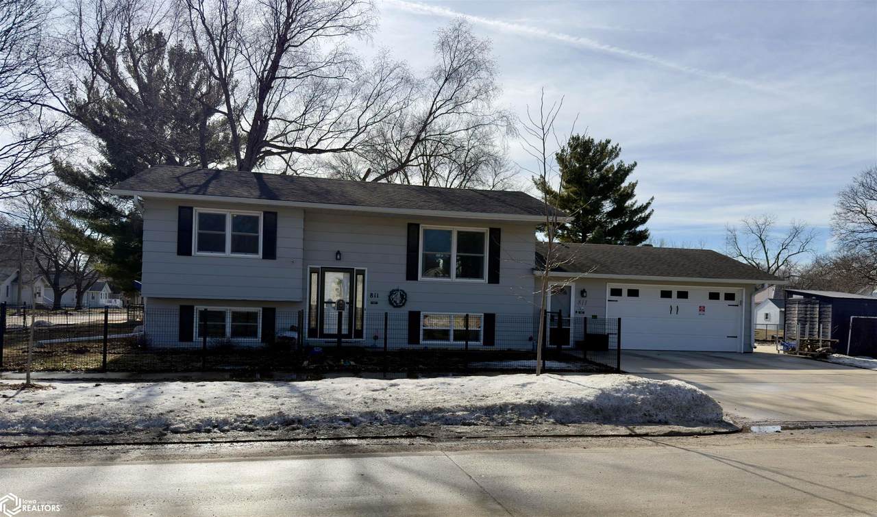 811 9th St Nw - Photo 1