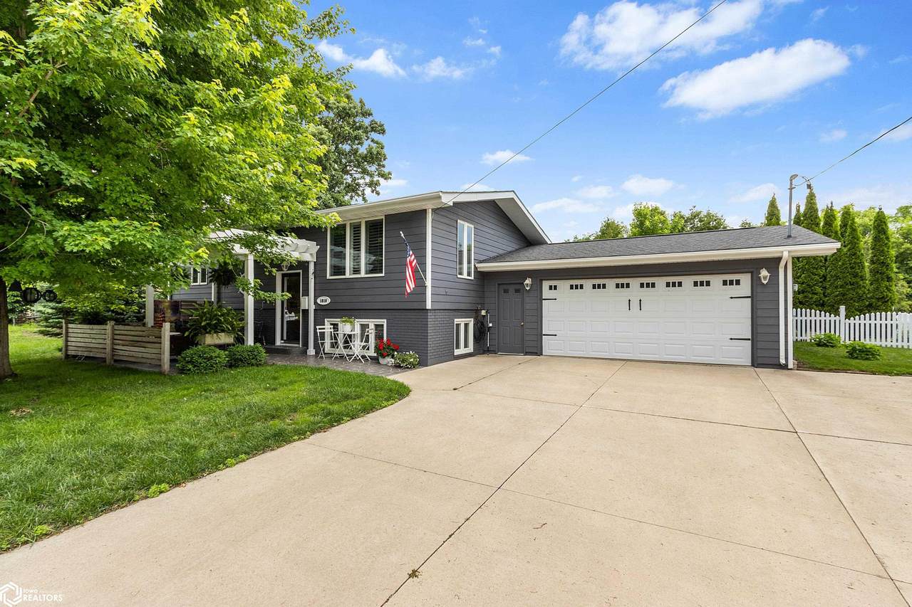 1810 7Th Avenue - Photo 1