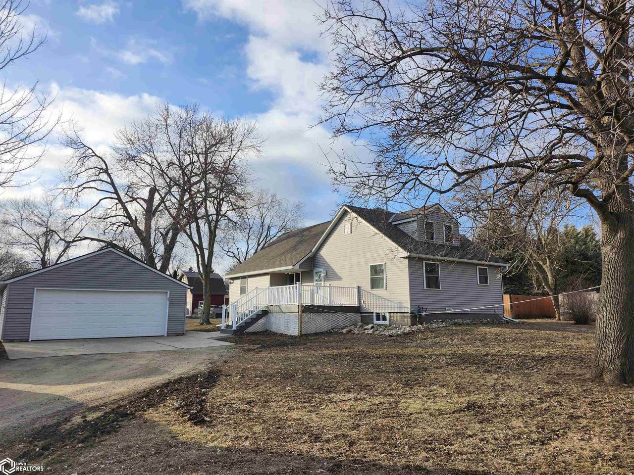 1026 Pleasant Street - Photo 1